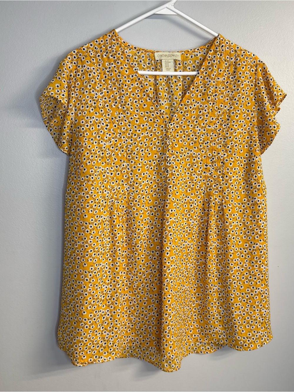 Mustard Yellow Floral V-Neck Cap Sleeve Blouse